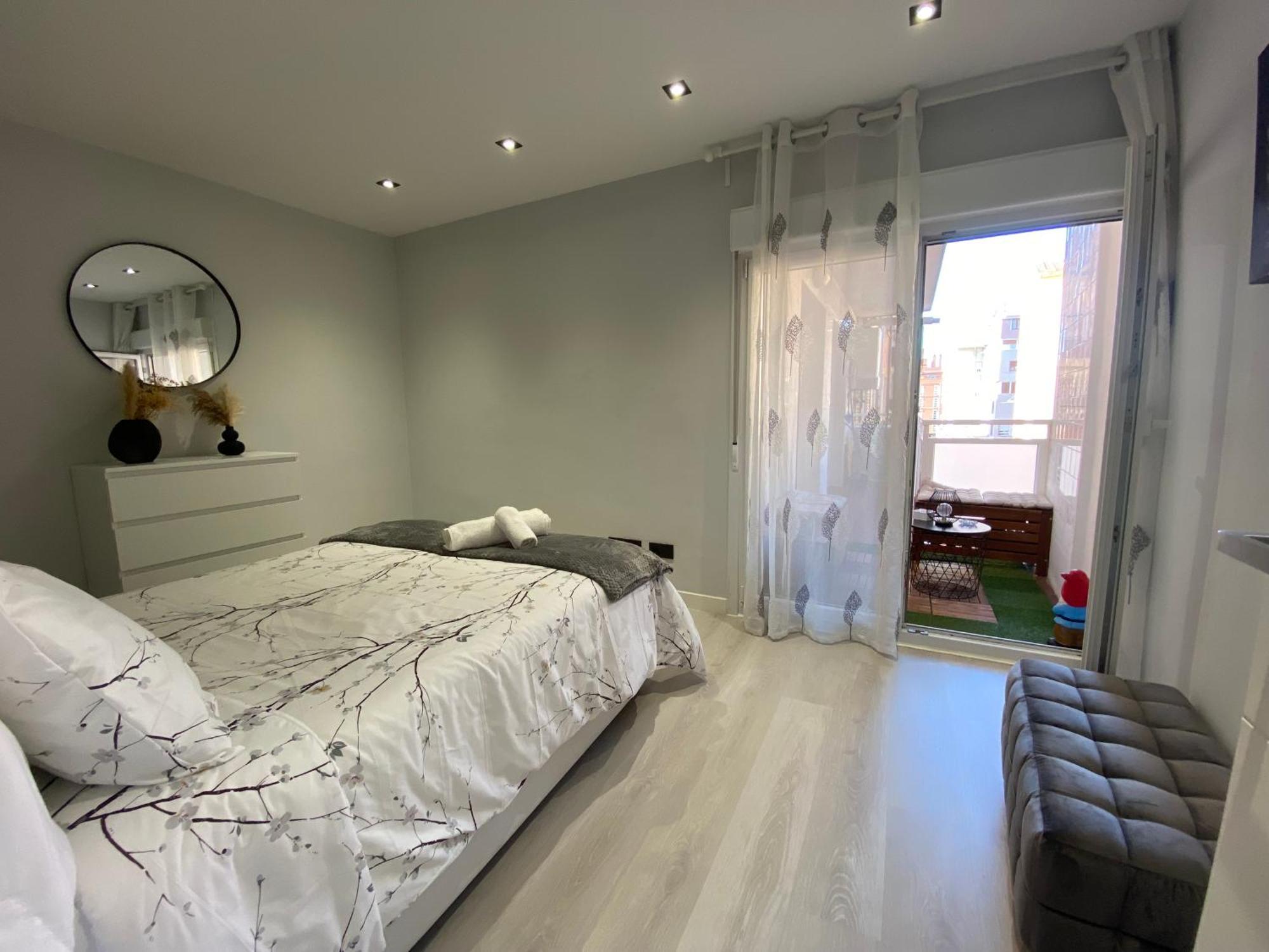 Ferienwohnung Piso Deluxe Centro Cerca Del Bec Barakaldo Exterior foto